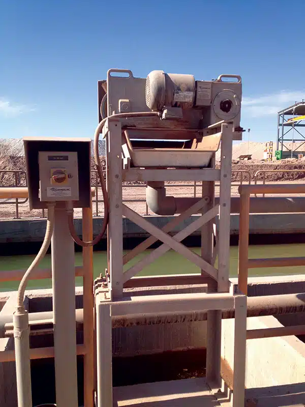 002-tube-oil-skimmers.webp Skimmer de Tubo Drizit